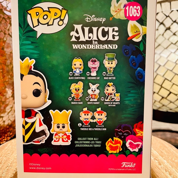 ♥️Alice in Wonderland♥️ 70th Anniversary- Queen Of Hearts with King #106… - Picture 12 of 14